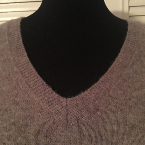 J.Crew black label v-neck sweater - Picture 7 of 8
